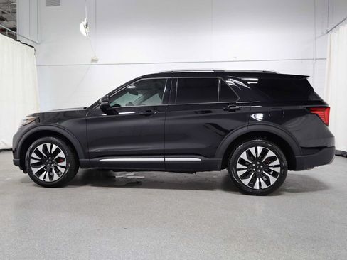 Used 2025 Ford Explorer Platinum w/ LUX Leather Package AWD/4WD image 2