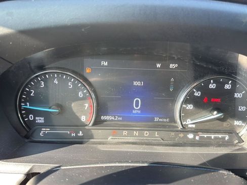 Used 2022 Ford Explorer XLT RWD image 17