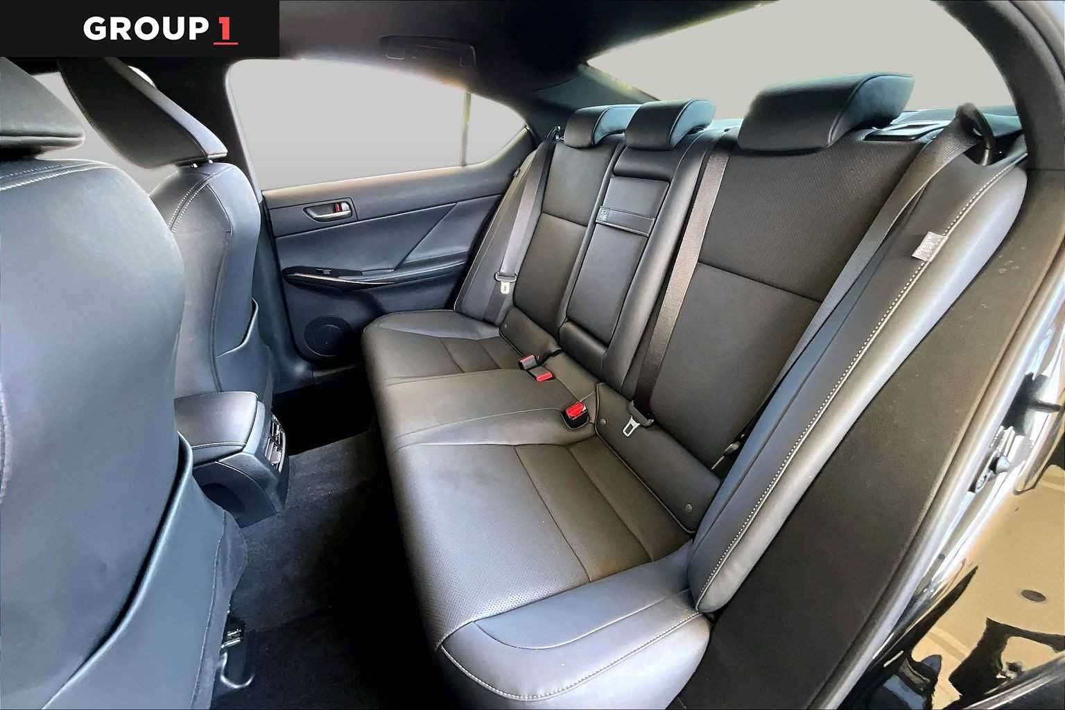 Used 2025 Lexus IS 350 F Sport RWD image 18