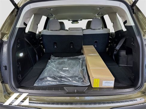 Certified 2025 Subaru Ascent Premium image 25
