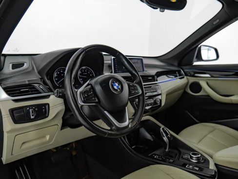 Used 2022 BMW X1 xDrive28i w/ Premium Package image 13