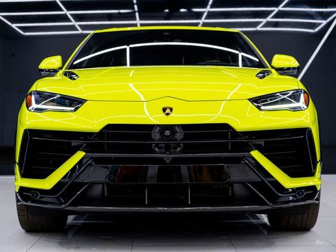 Used 2023 Lamborghini Urus Performante image 2