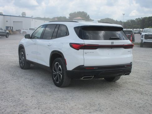 New 2026 Buick Enclave Sport Touring w/ Super Cruise Package image 8