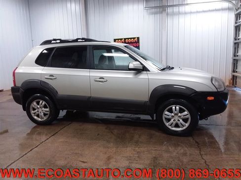 Used 2007 Hyundai Tucson Limited image 2