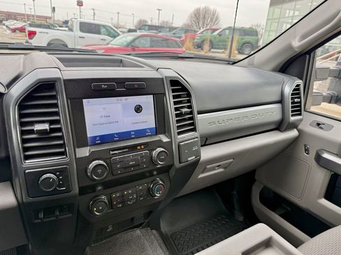 Used 2021 Ford F250 XLT w/ XLT Premium Package image 17