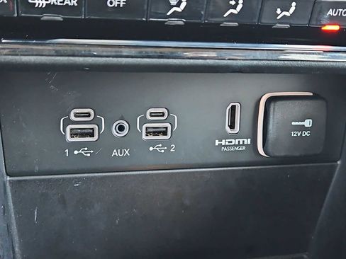 Used 2022 Jeep Grand Cherokee Limited 4xe w/ MOPAR Finishing Package image 33