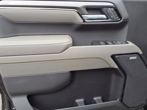 New 2025 Chevrolet Silverado 1500 ZR2 w/ Dark Appearance Package image 19