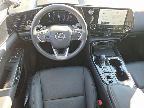 Used 2022 Lexus NX 350 AWD image 12