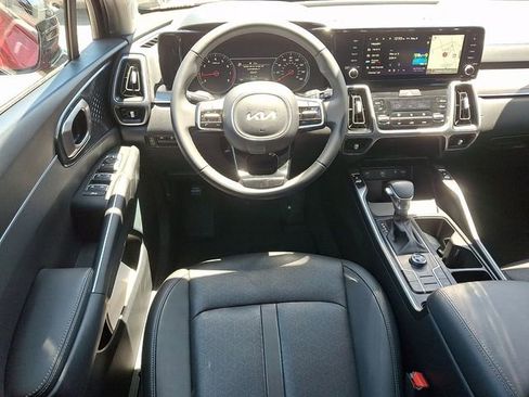 Certified 2023 Kia Sorento S FWD image 13