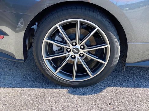 Used 2019 Ford Mustang Coupe w/ Equipment Group 101A RWD image 9