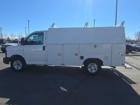 Used 2013 Chevrolet Express 3500 image 6