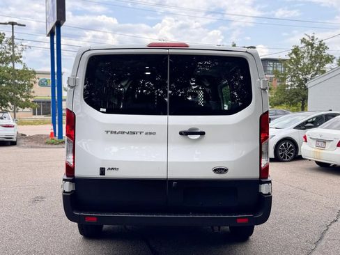 Used 2024 Ford Transit 250 Low Roof AWD w/ Exterior Upgrade Package image 5