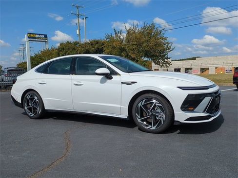 New 2026 Hyundai Sonata SEL image 2