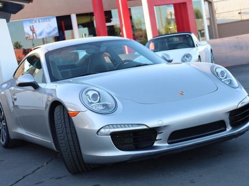 Used 2012 Porsche 911 Carrera S image 2