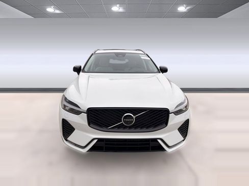New 2026 Volvo XC60 B5 Ultra w/ Climate Package image 6