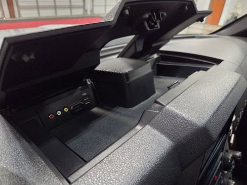 Used 2013 Ford F350 Lariat w/ Lariat Interior Pkg image 64