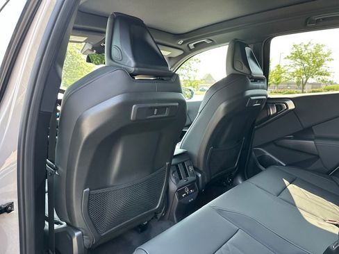 New 2026 BMW X3 xDrive30 w/ Premium Package image 24