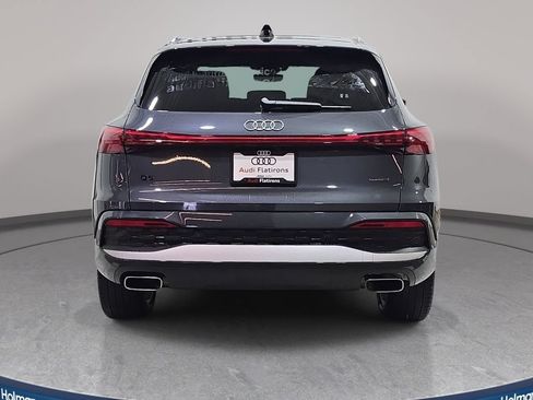 Used 2025 Audi Q5 Premium Plus w/ Premium Plus AWD/4WD image 7
