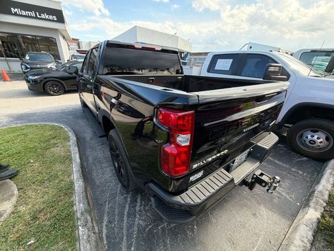Used 2024 Chevrolet Silverado 1500 Custom RWD image 3