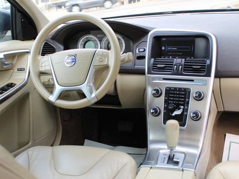 Used 2012 Volvo XC60 3.2 image 12