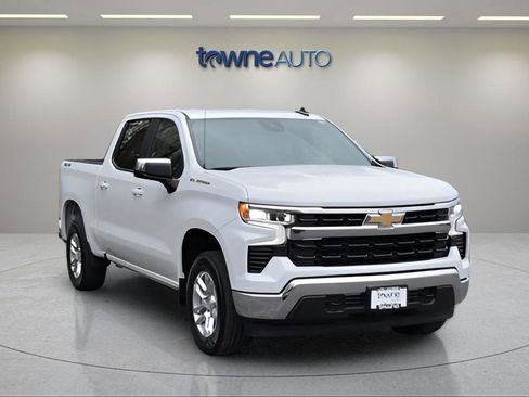 Used 2023 Chevrolet Silverado 1500 LT AWD/4WD image 8