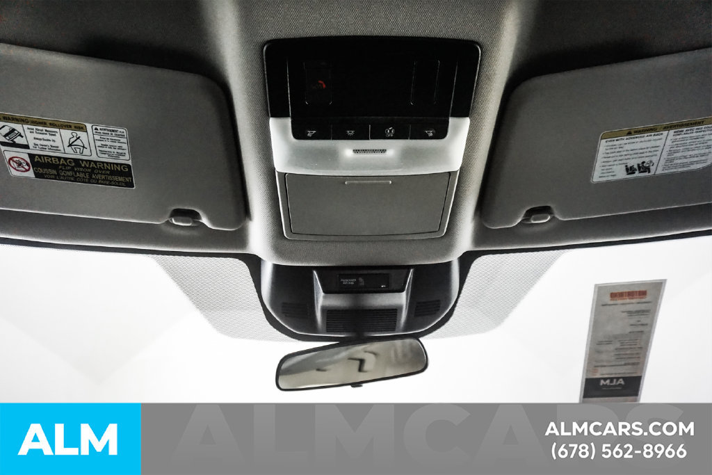 Used 2024 Nissan Rogue SV FWD image 55