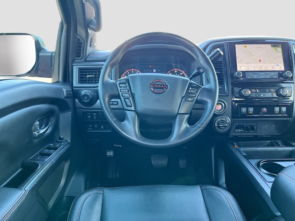 Used 2023 Nissan Titan PRO-4X w/ Pro-4x Convenience Package AWD/4WD image 22
