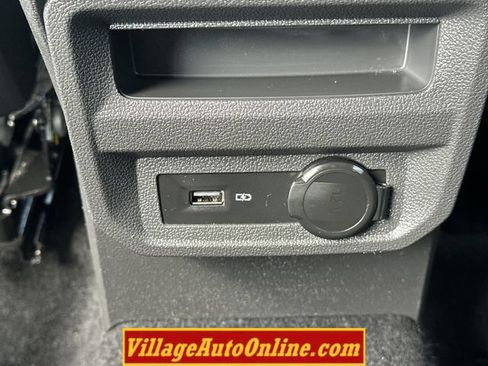 Used 2020 Volkswagen Tiguan SE w/ Panoramic Sunroof Package AWD/4WD image 32