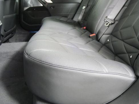 New 2026 BMW 760i xDrive w/ Executive Package image 13