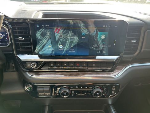 Used 2025 Chevrolet Silverado 2500 LT w/ Trail Boss Package image 31