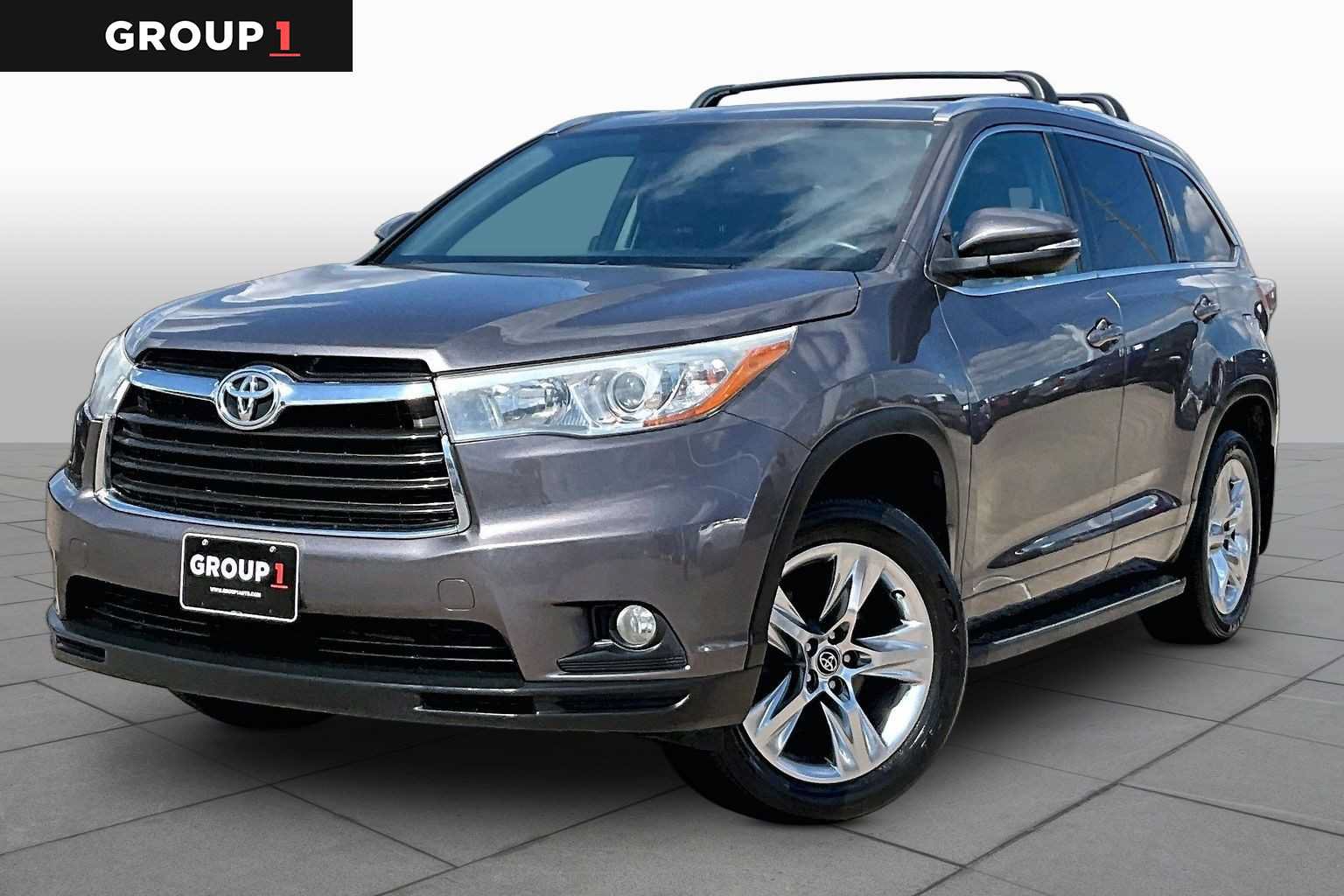 Used 2015 Toyota Highlander XLE FWD image 1