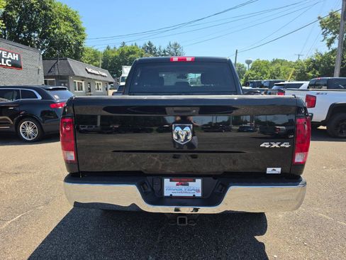 Used 2014 RAM 1500 ST w/ SXT Appearance Group AWD/4WD image 4