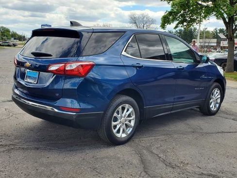Used 2020 Chevrolet Equinox LT w/ Driver Convenience Package FWD image 3