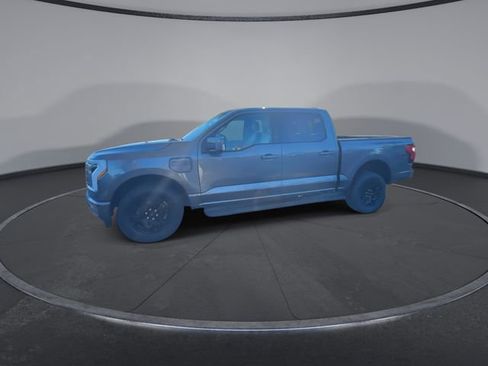 Used 2022 Ford F150 Lightning Lariat image 7