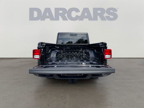 New 2026 Jeep Gladiator Sport AWD/4WD image 14