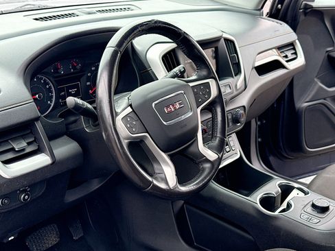 Used 2018 GMC Terrain SLE w/ Driver Convenience Package AWD/4WD image 4