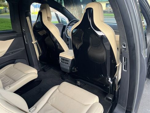 Used 2016 Tesla Model X Performance image 33