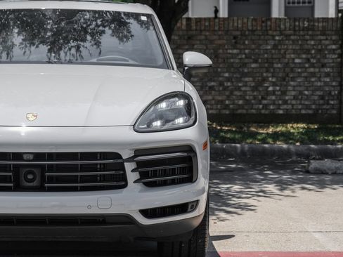 Used 2023 Porsche Cayenne S Platinum AWD/4WD image 66