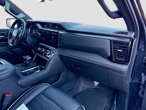 Used 2022 GMC Sierra 1500 AT4X image 31