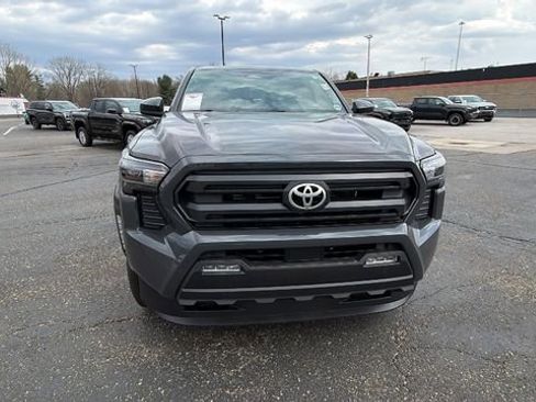 New 2026 Toyota Tacoma SR5 AWD/4WD image 11