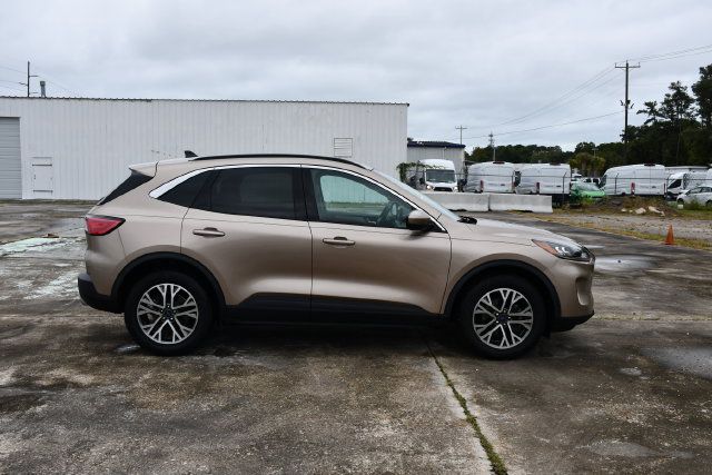 Used 2020 Ford Escape SEL AWD/4WD image 2