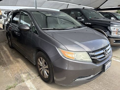 Used 2016 Honda Odyssey EX-L image 2