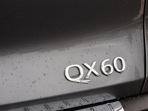 Used 2025 INFINITI QX60 Sensory w/ Cargo Package AWD/4WD image 8
