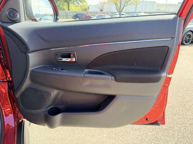 Used 2026 Mitsubishi Outlander Sport ES AWD/4WD image 8