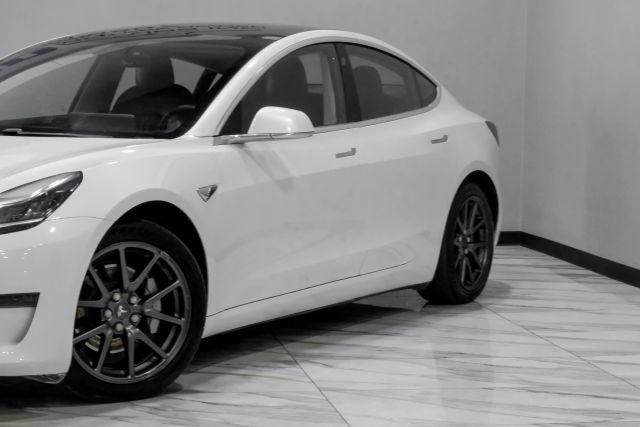 Used 2020 Tesla Model 3 Long Range AWD/4WD image 8