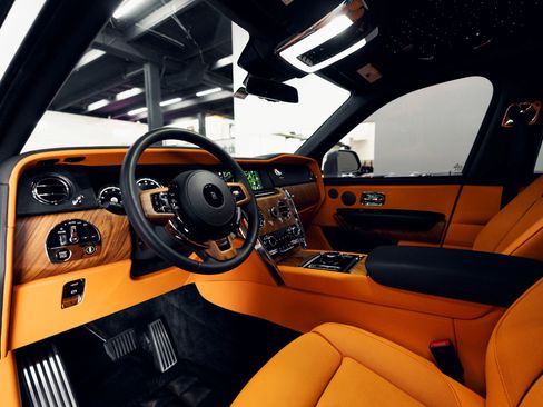 Used 2021 Rolls-Royce Cullinan AWD/4WD image 20