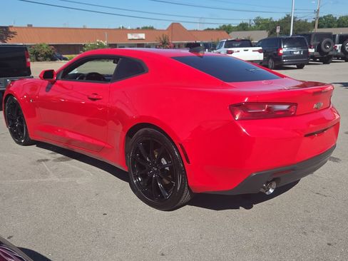 Used 2016 Chevrolet Camaro LT RWD image 7