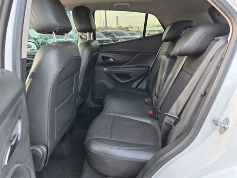 Certified 2021 Buick Encore Preferred image 21