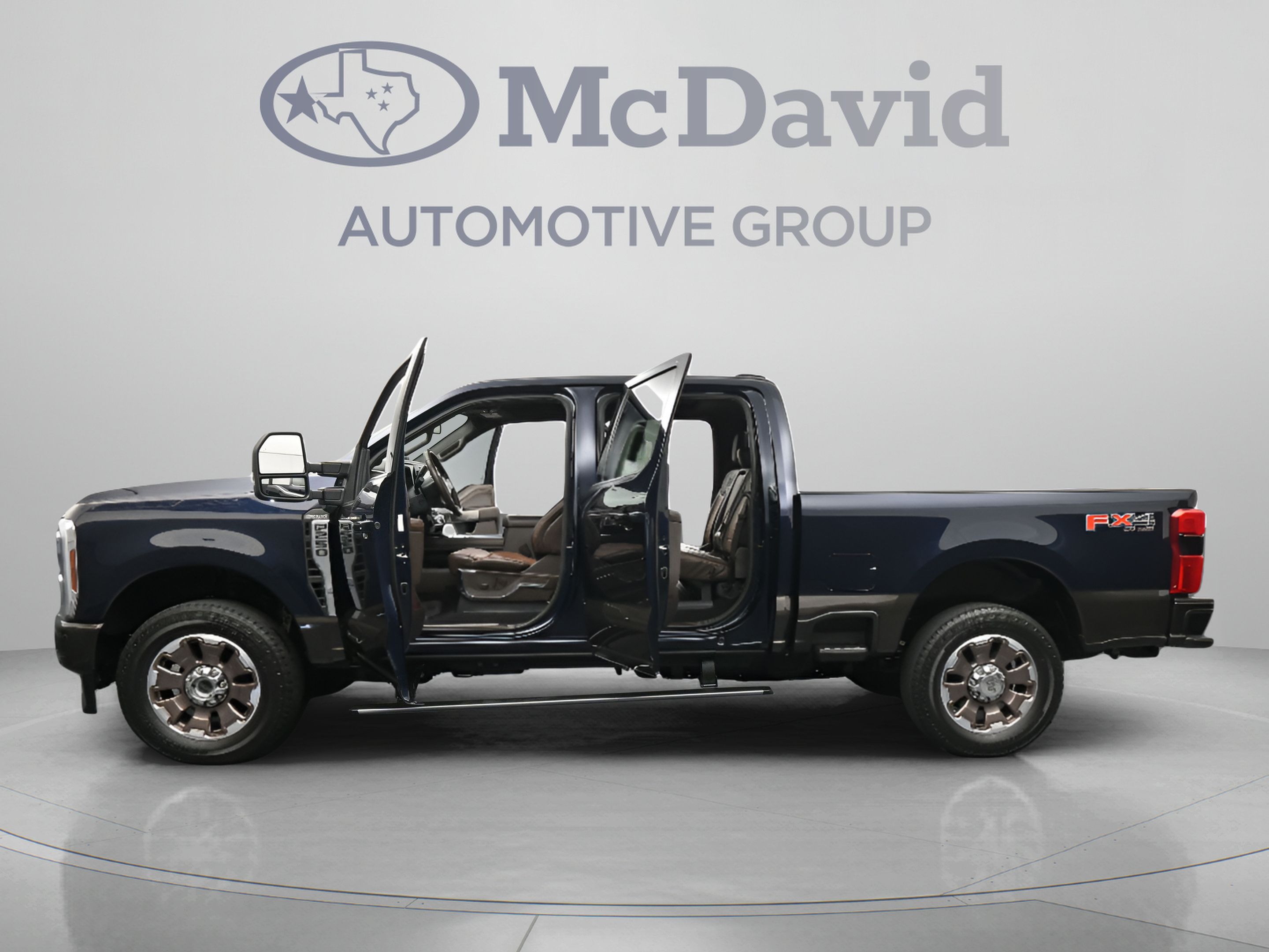 Used 2025 Ford F250 King Ranch w/ FX4 Off-Road Package AWD/4WD image 42