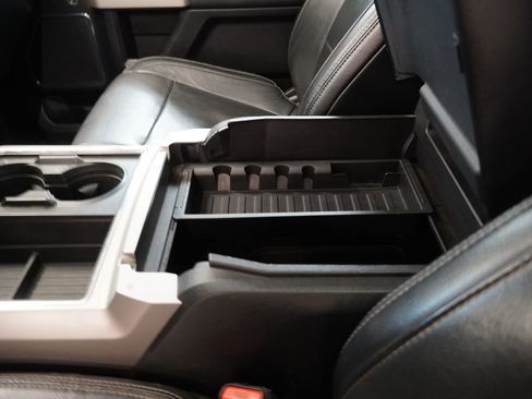 Used 2017 Ford F250 Lariat w/ Lariat Ultimate Package image 25